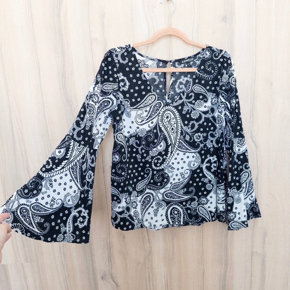 Express Womens Paisely Blouse S Black Flare Sleeve Western Boho‎ Hippie Flowy